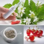 哪些植物或药材用于制作口腔喷雾剂以帮助改善口唇干燥症状？